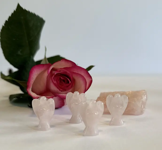 Mini Ángel de Cuarzo Rosa